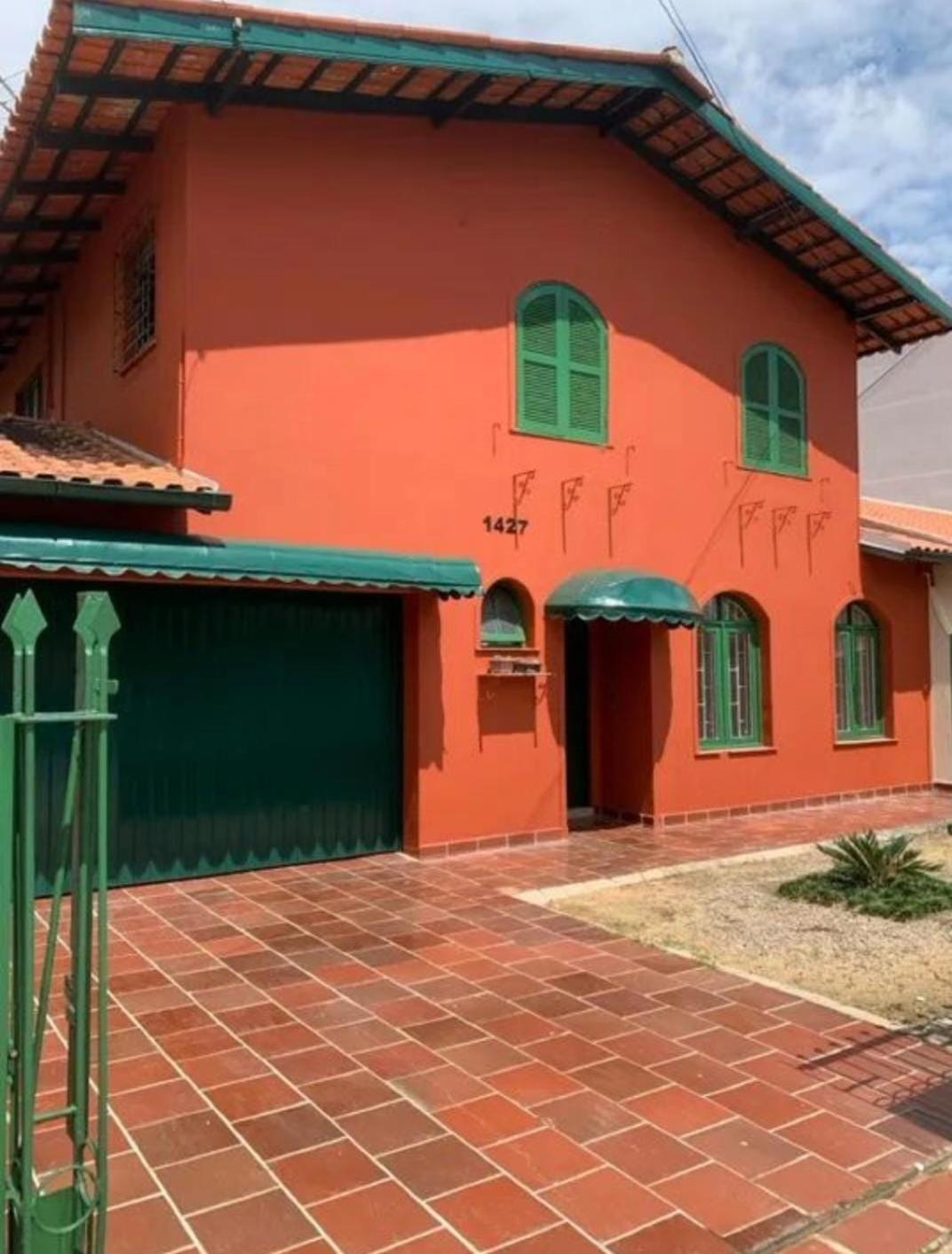 Quarto Triplo Clássico